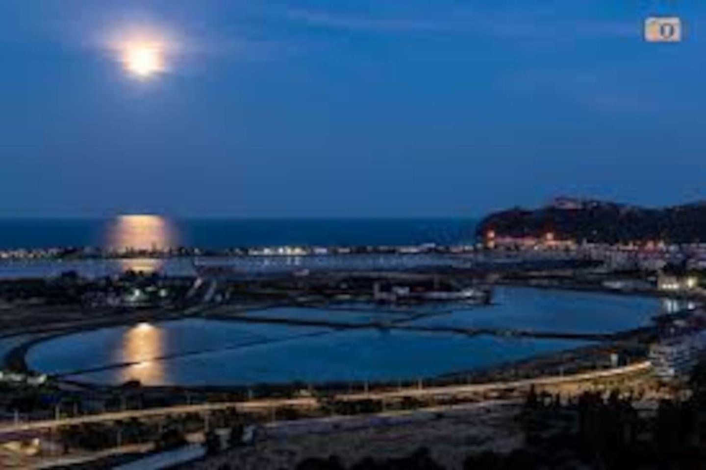 Cagliari On The Park .Mare E Storia! Apartment Exterior photo