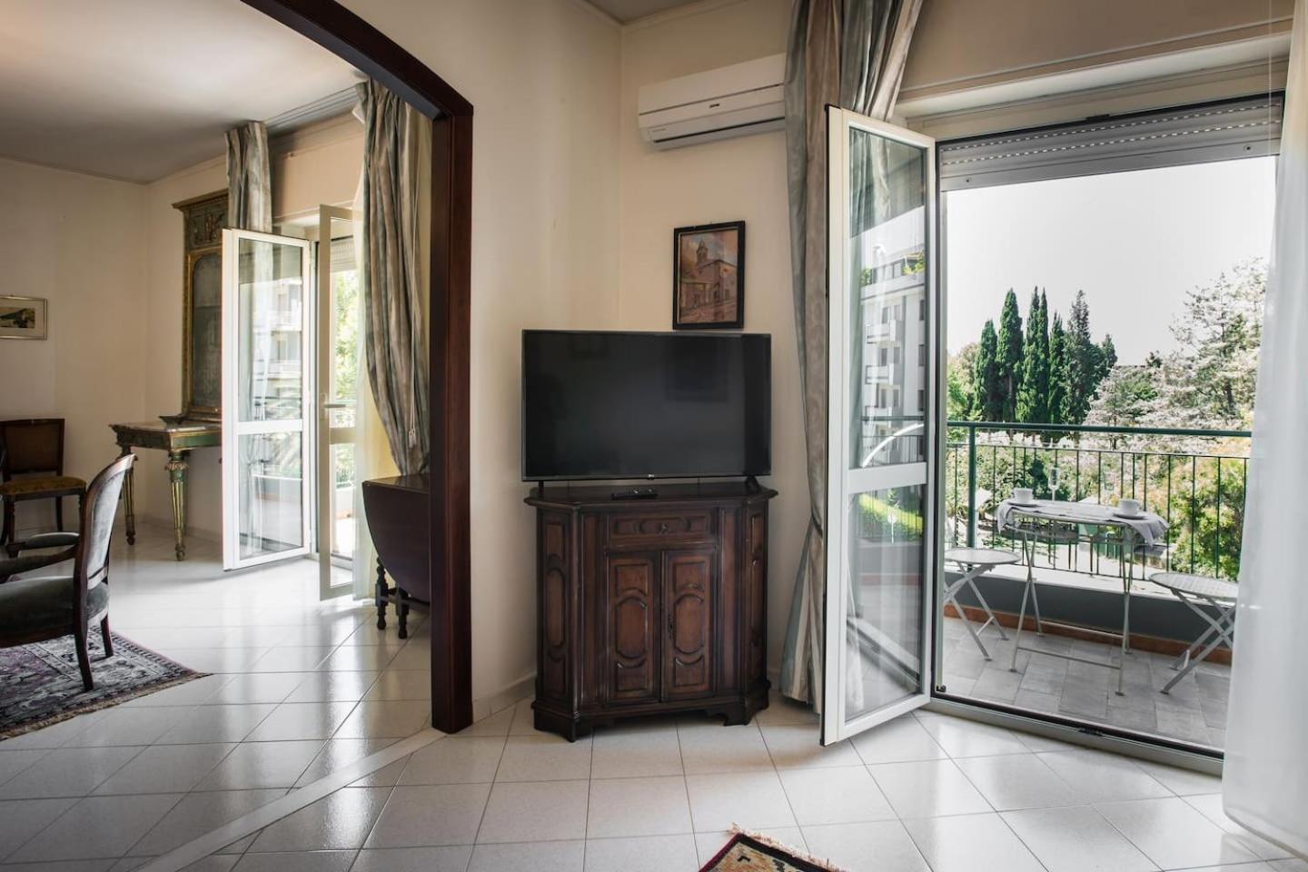 Cagliari On The Park .Mare E Storia! Apartment Exterior photo